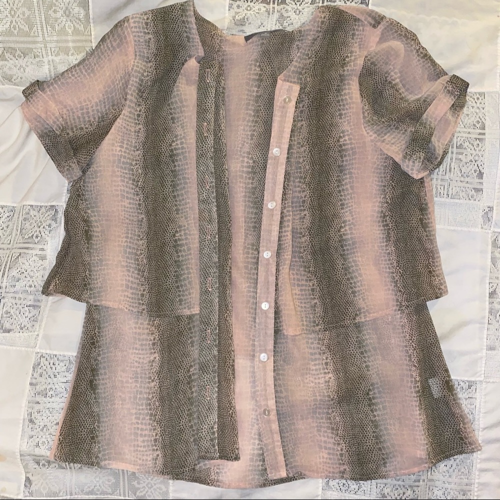 NY Collection Animal print Blouse Size Medium - Picture 5 of 7